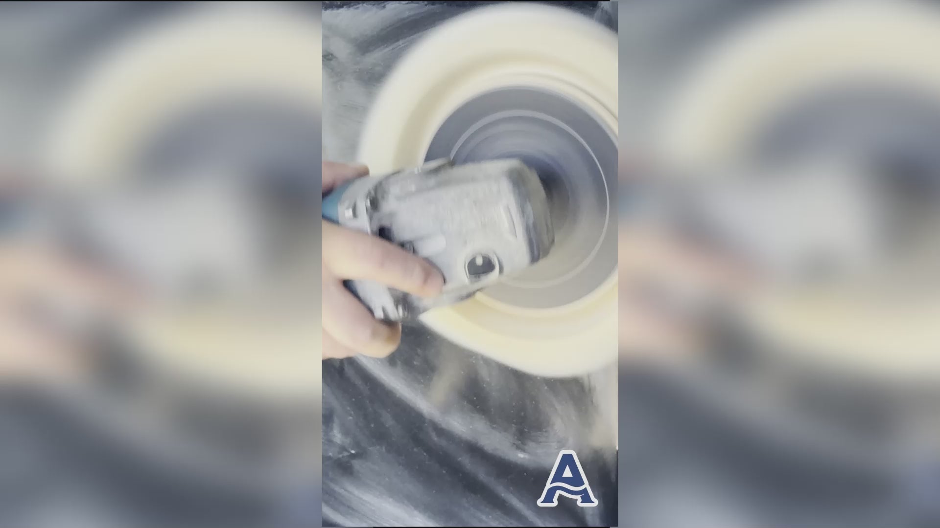 Завантажити відео: 